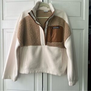 Columbia fleece pullover. Like new, never worn. Large
